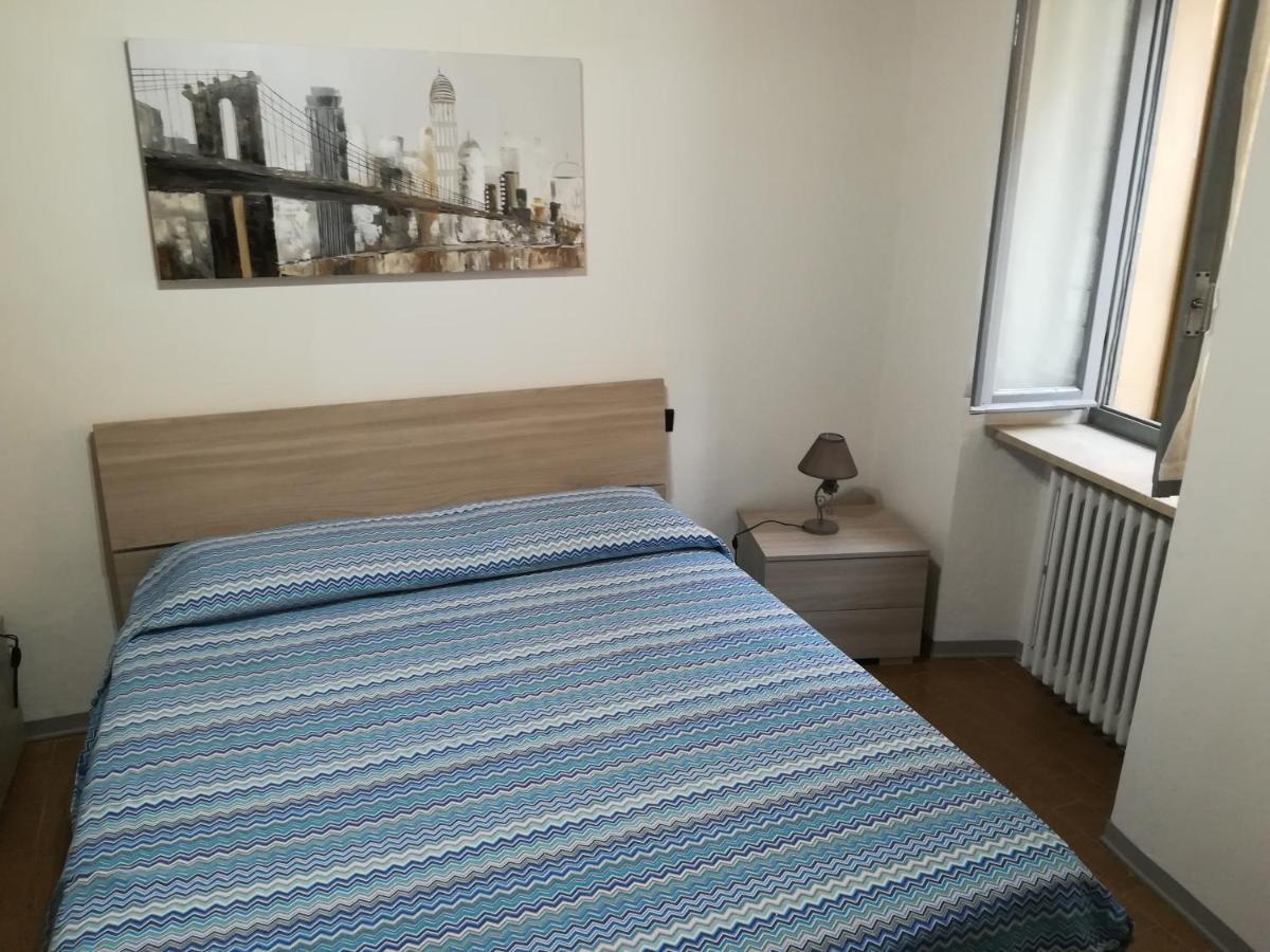 Bilocale Piano Terra Centro Storico Apartment โวลตา มันโตวานา ภายนอก รูปภาพ